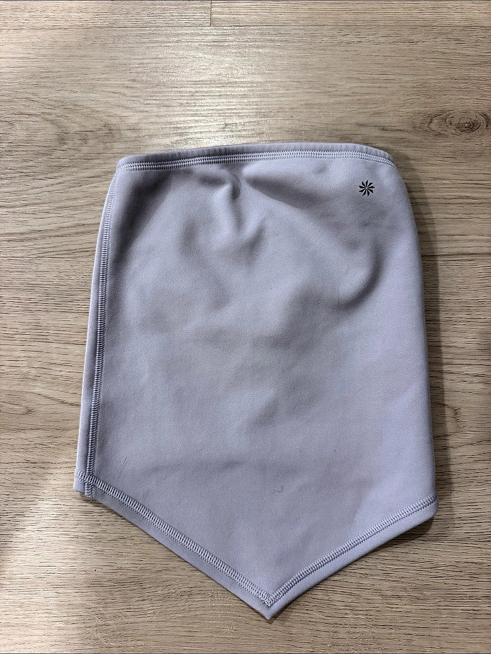 Athleta Girl Girls Purple Face Mask Size Medium Like New